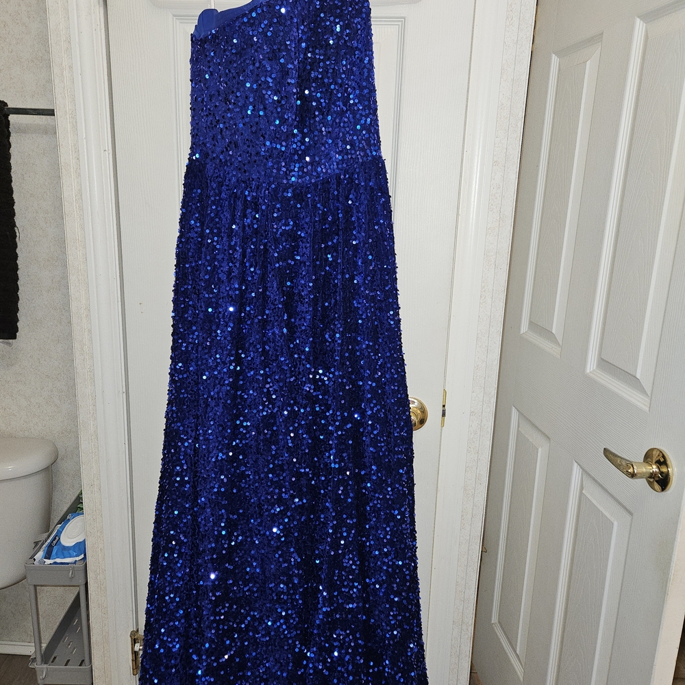 Blue Sequin Prom/Formal Dress Sz.6